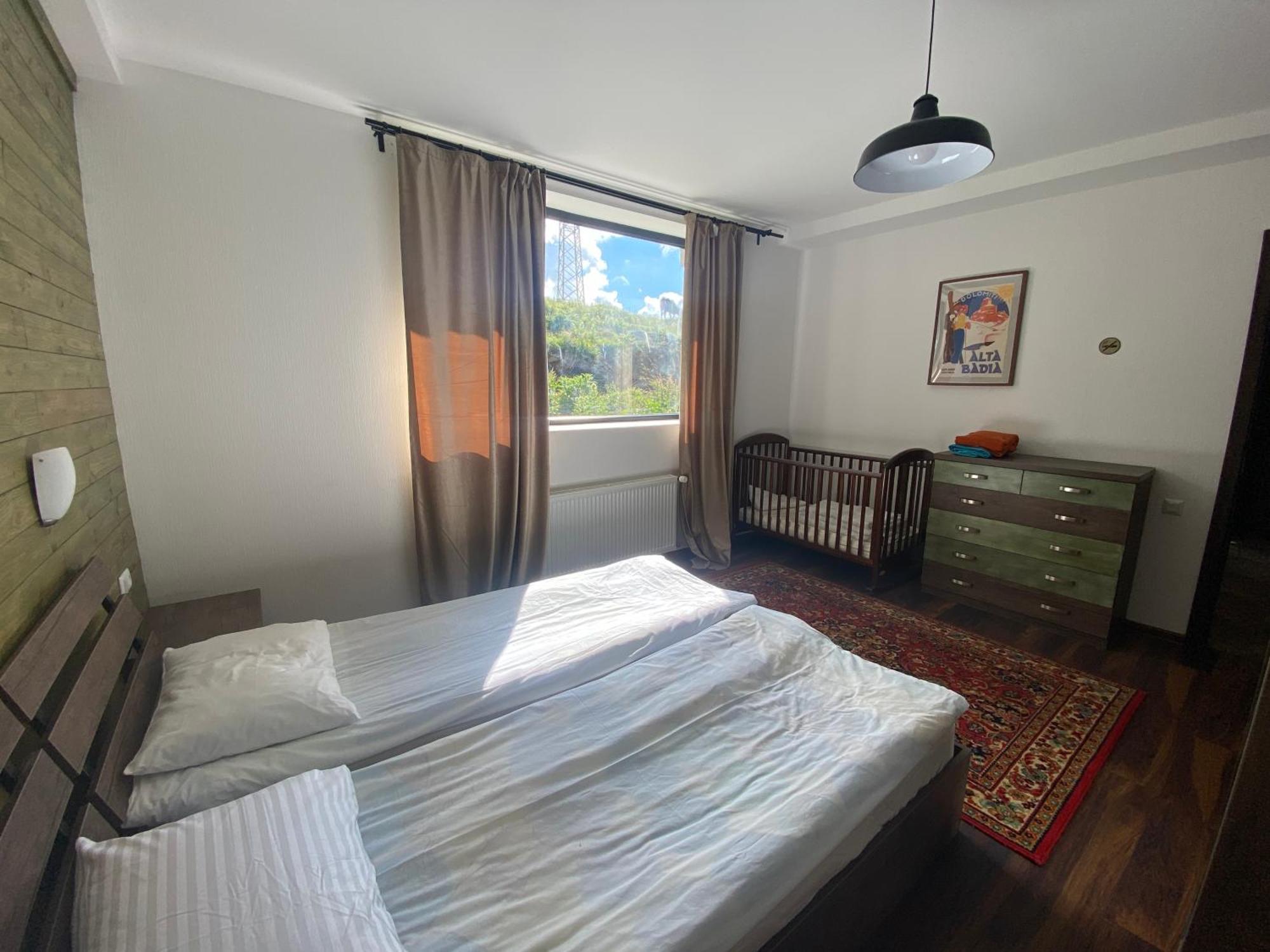 Mountain Cricket Chalets And Apartments Gudauri Room photo